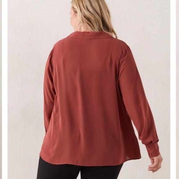 In Every Story V-neck Flowy Long Sleeve Blouse 2X - Picture 3 of 16